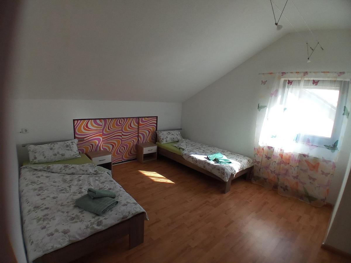 Wohnung Mit 2 - 3 Zimmern Ballenberg Exteriör bild