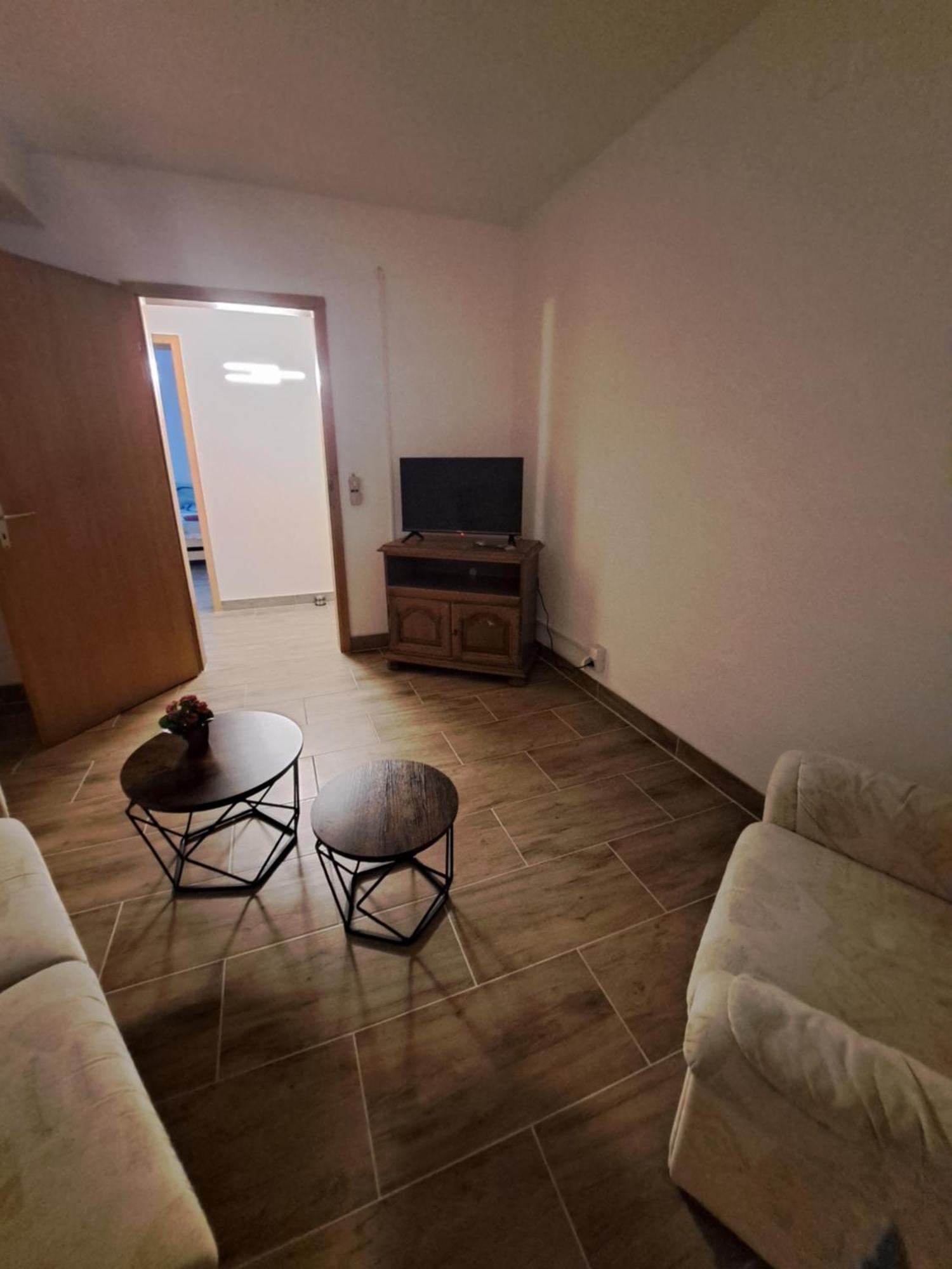 Wohnung Mit 2 - 3 Zimmern Ballenberg Exteriör bild