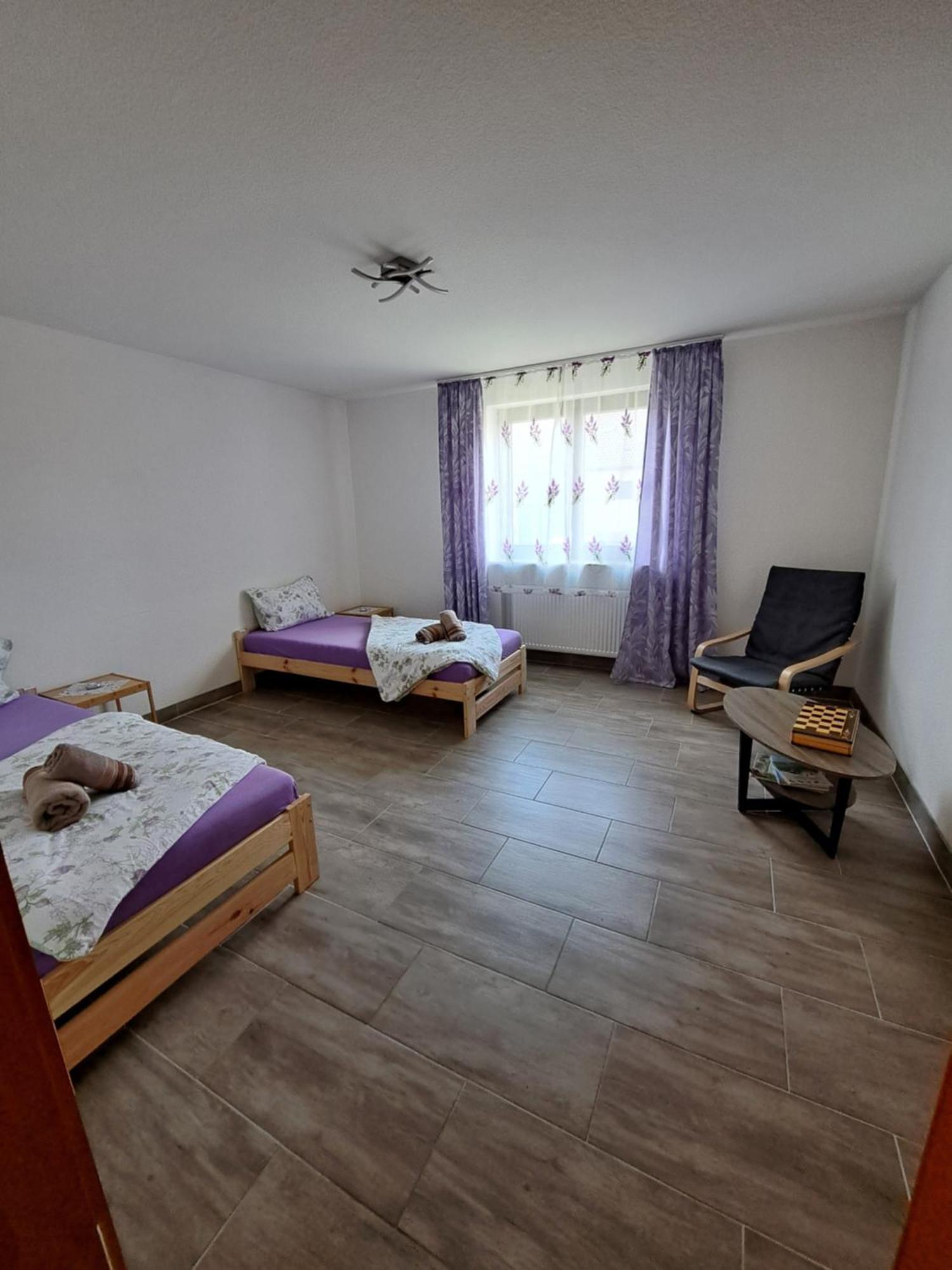 Wohnung Mit 2 - 3 Zimmern Ballenberg Exteriör bild